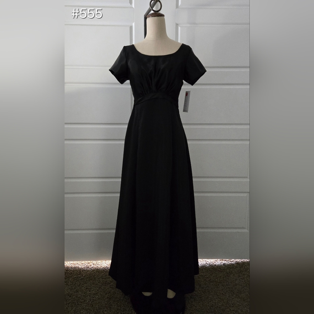 Black Crepe Short Sleeve Formal Dress